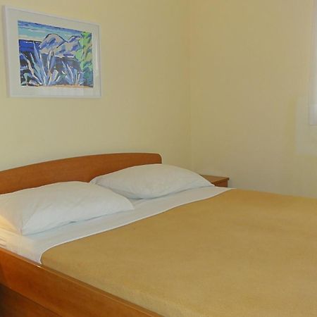 Villa Dvorine Tisno Δωμάτιο φωτογραφία