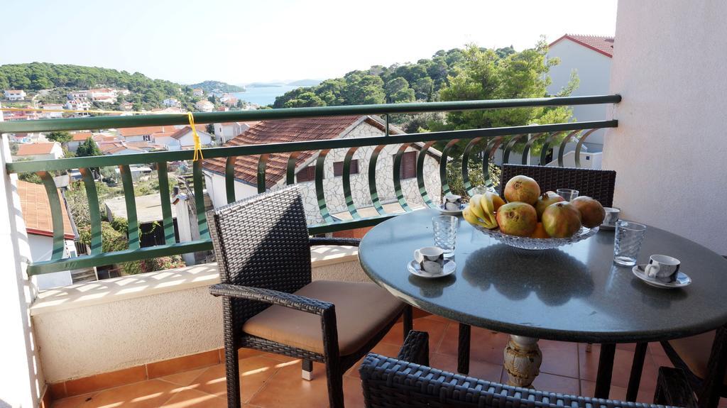Villa Dvorine Tisno Δωμάτιο φωτογραφία