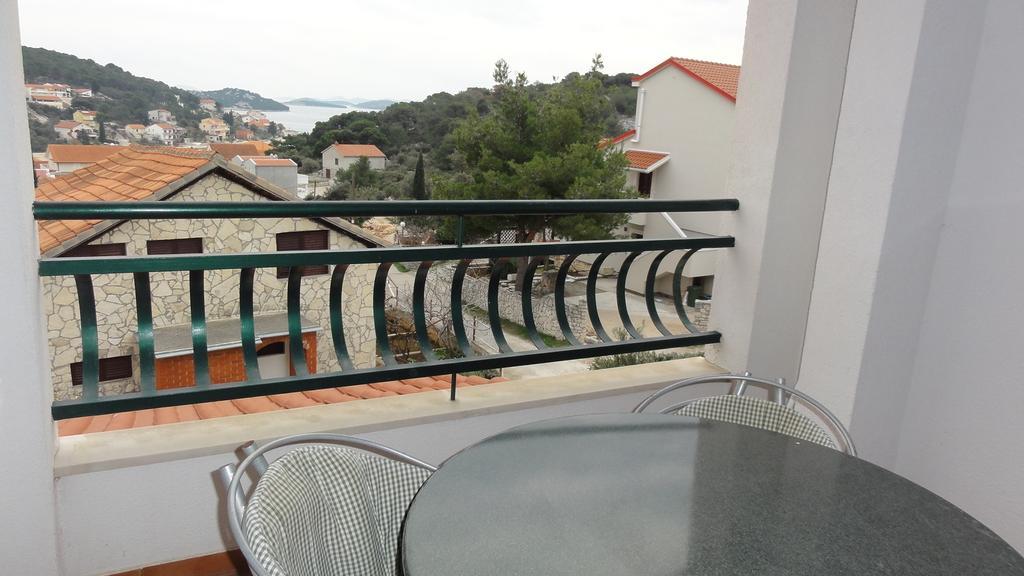 Villa Dvorine Tisno Δωμάτιο φωτογραφία